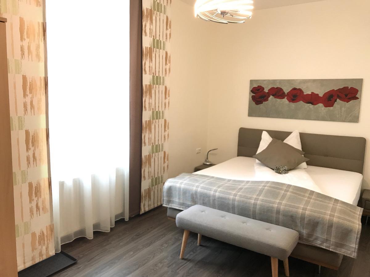 Hotel Bellini Леобен Екстер'єр фото